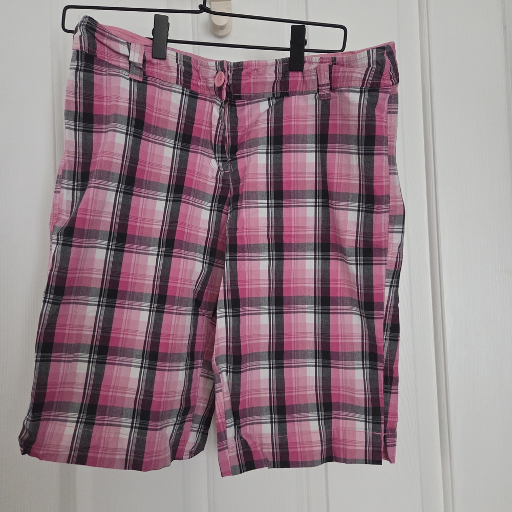 New York & Company Pink Plaid Women Shorts Cargos